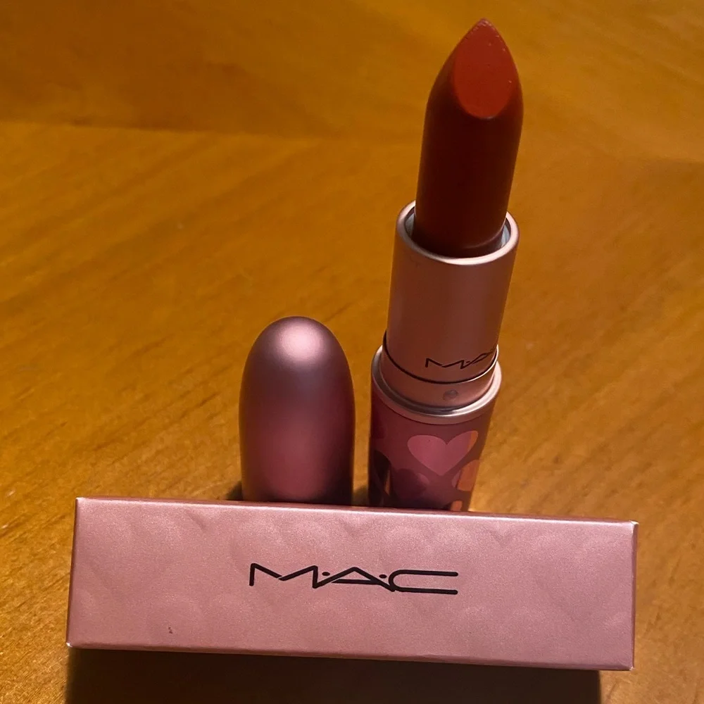 MAC Matte Lipstick Chili